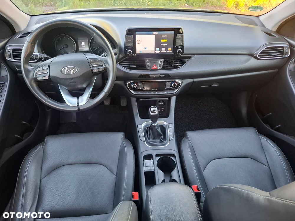 Hyundai i30 1.4 T-GDI Premium - 26