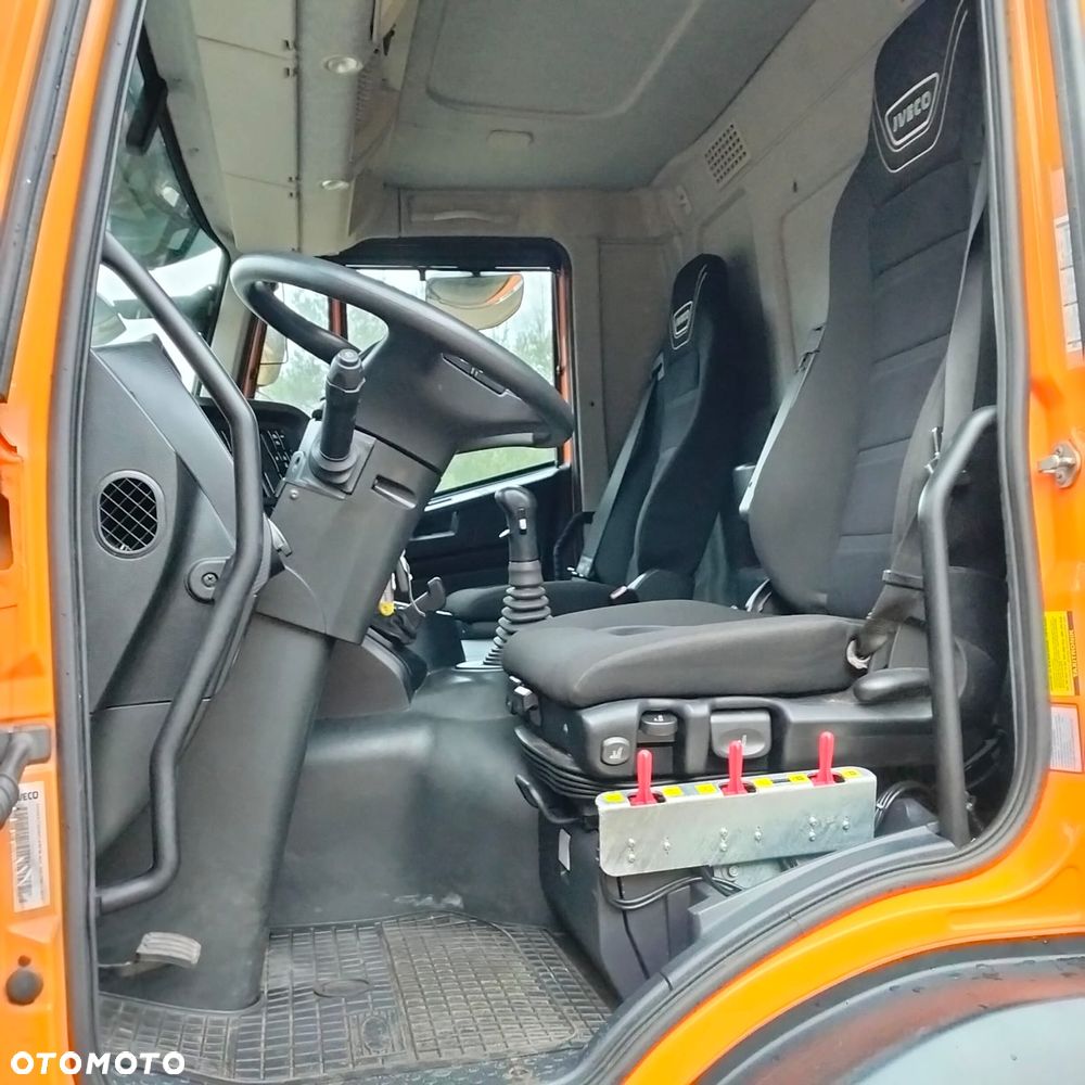 Iveco Stralis - 12