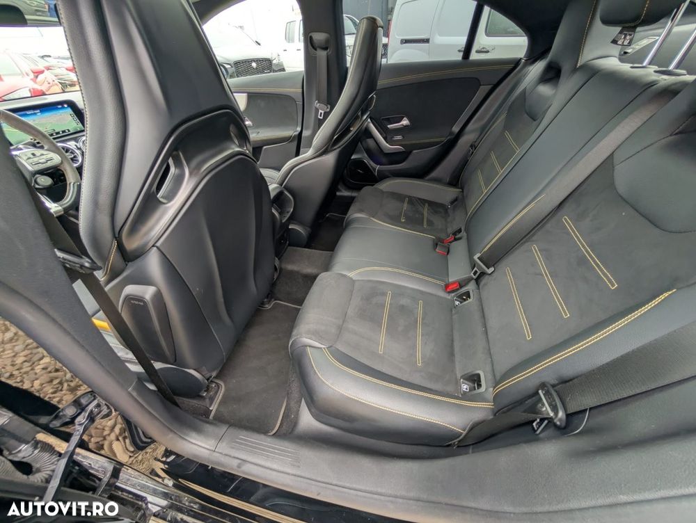 Mercedes-Benz CLA - 11