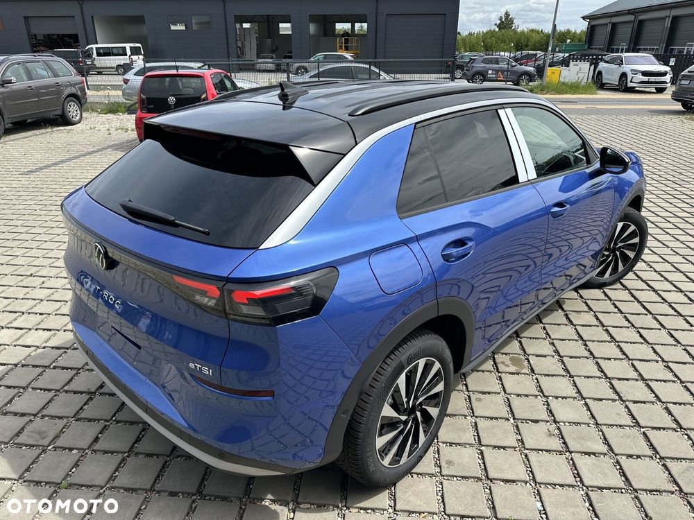 Volkswagen T-Roc 1.5 eTSI Life DSG - 37