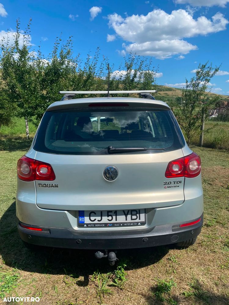 Volkswagen Tiguan 2.0 TDI 4Motion Trend & Fun - 4