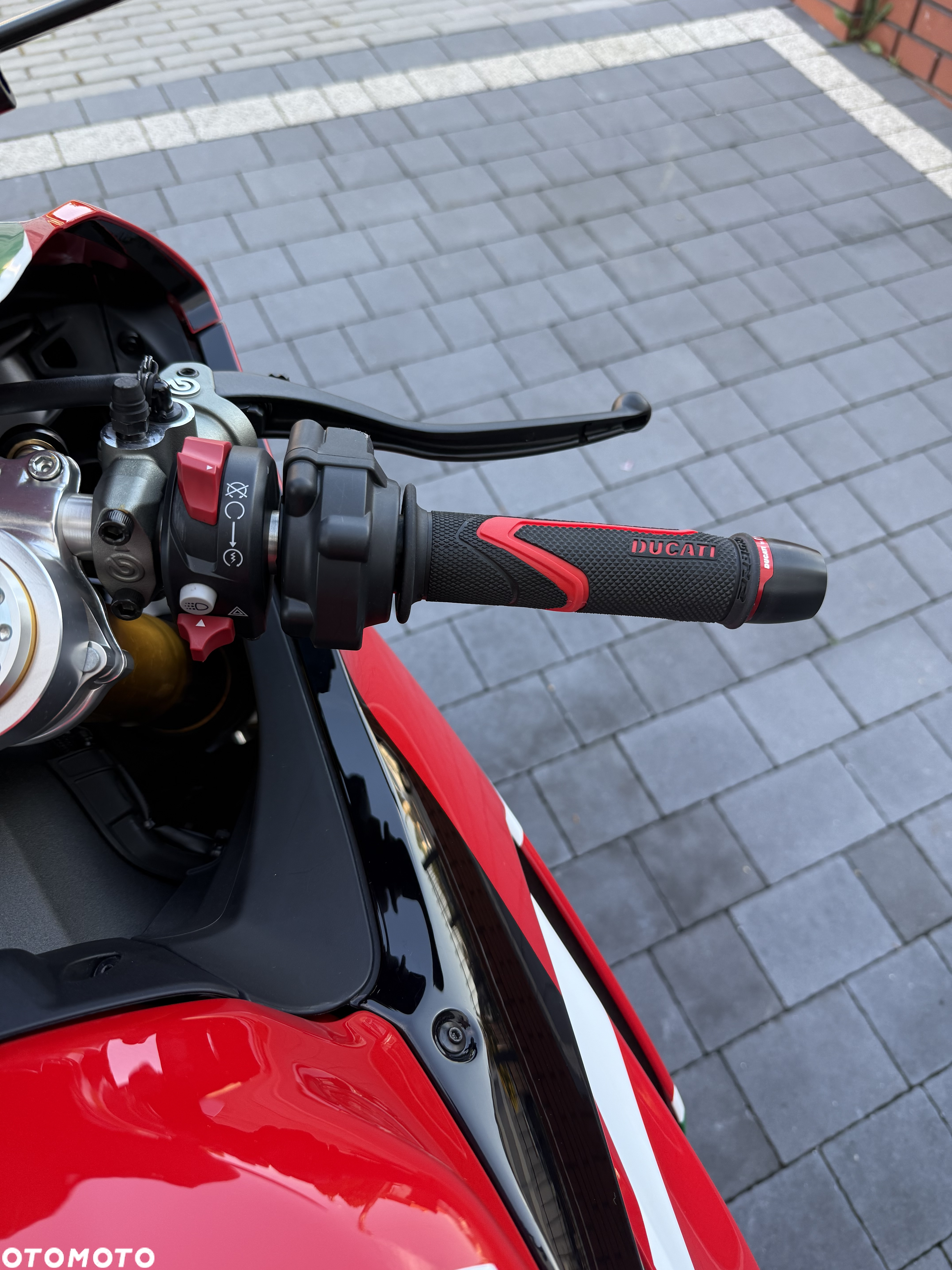 Ducati Panigale V2 - 15