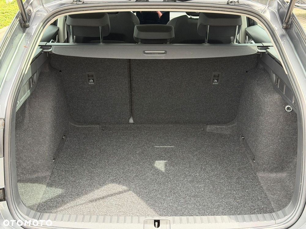 Skoda Octavia 1.5 TSI mHEV Essence DSG - 9