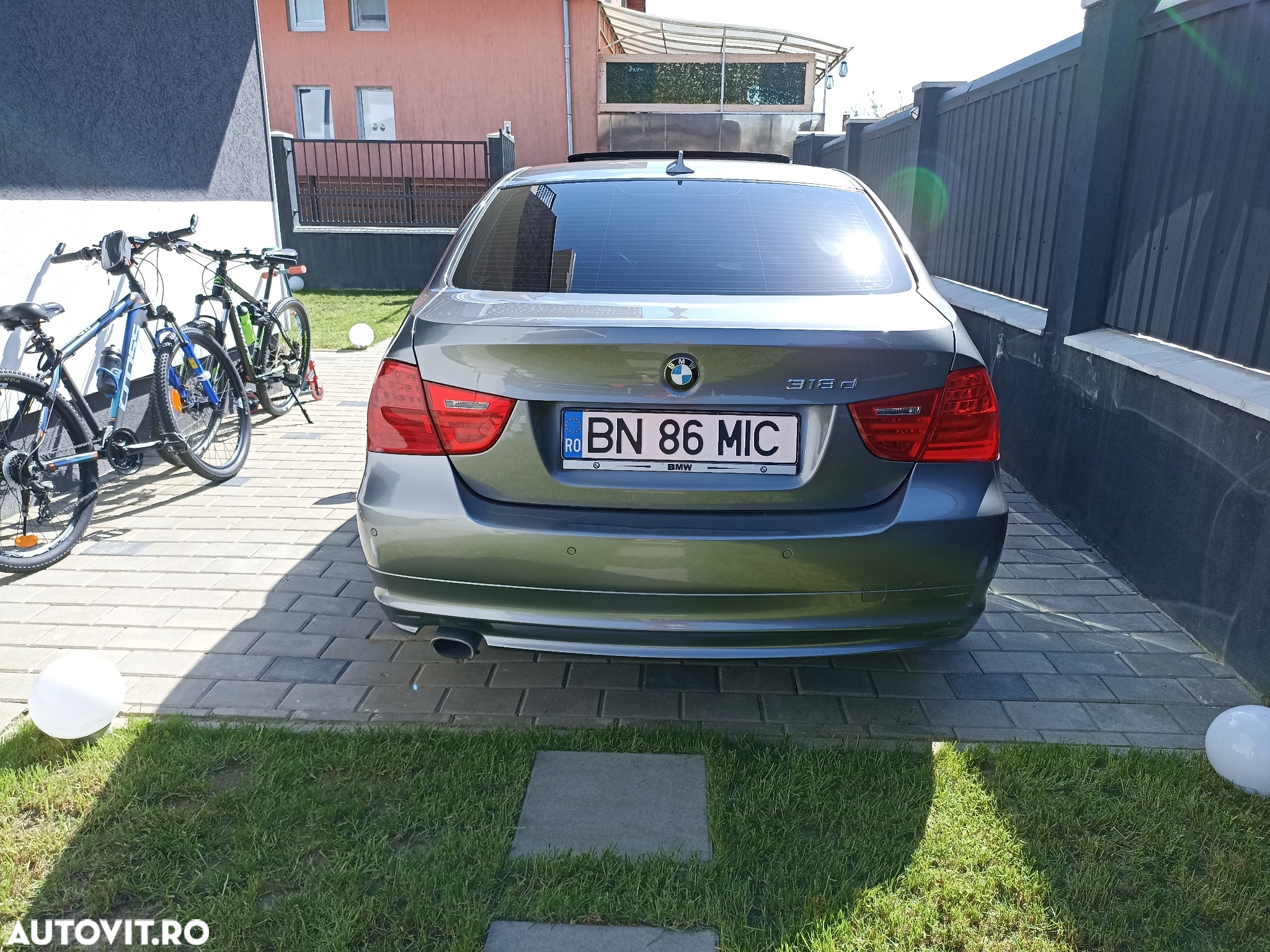 BMW Seria 3 ver-318d - 12