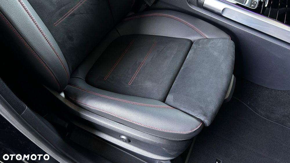 Mercedes-Benz GLB 200 AMG Line 7G-DCT - 25