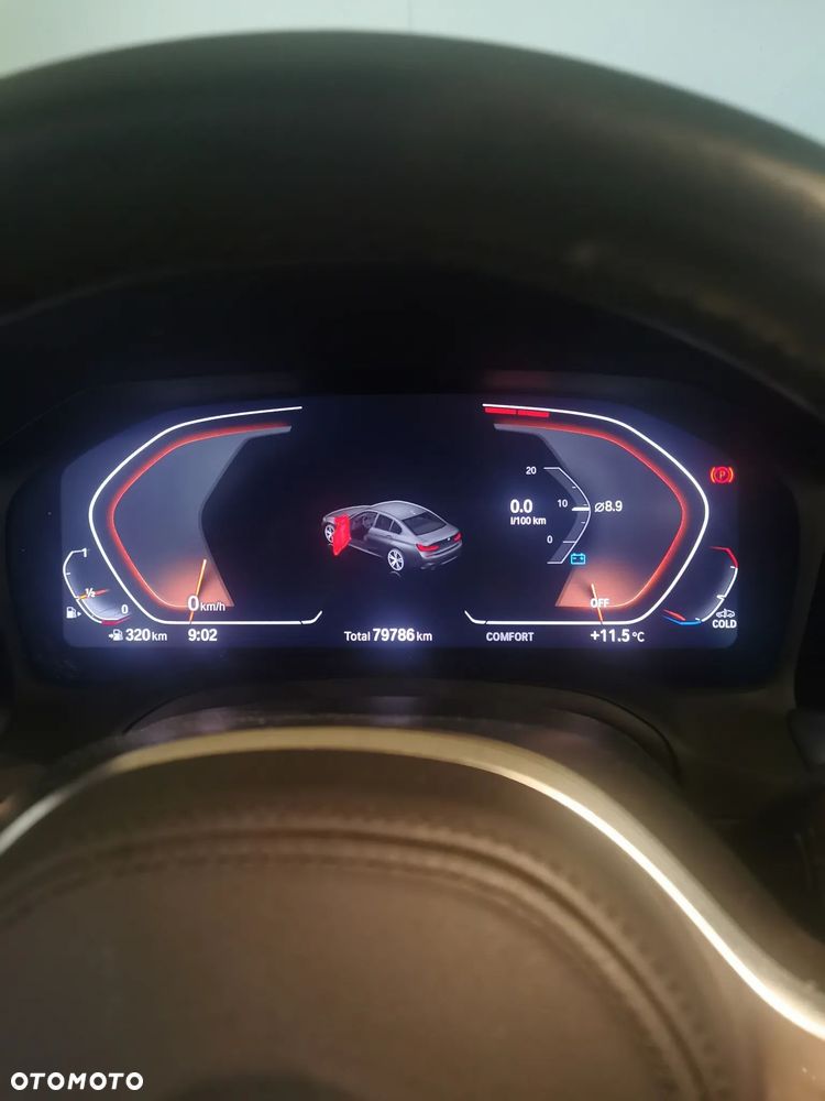 BMW Seria 3 320i M Sport - 6