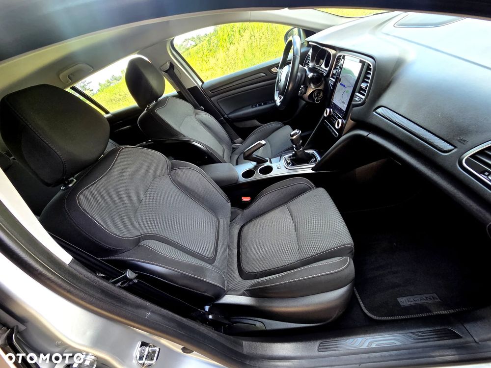 Renault Megane 1.5 Blue dCi Equilibre - 26