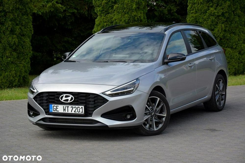 Hyundai i30 1.5 T-GDI 48V-Hybrid DCT Advantage - 9