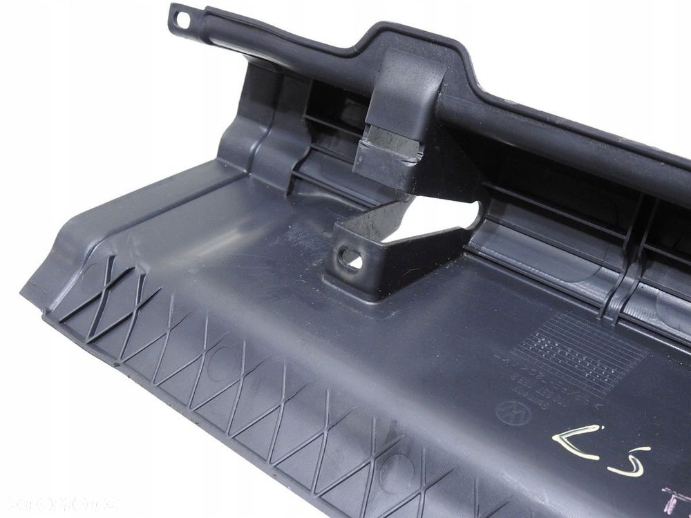 OSŁONA FOTELA LEWY ŚRODEK VW TOURAN LIFT - 7