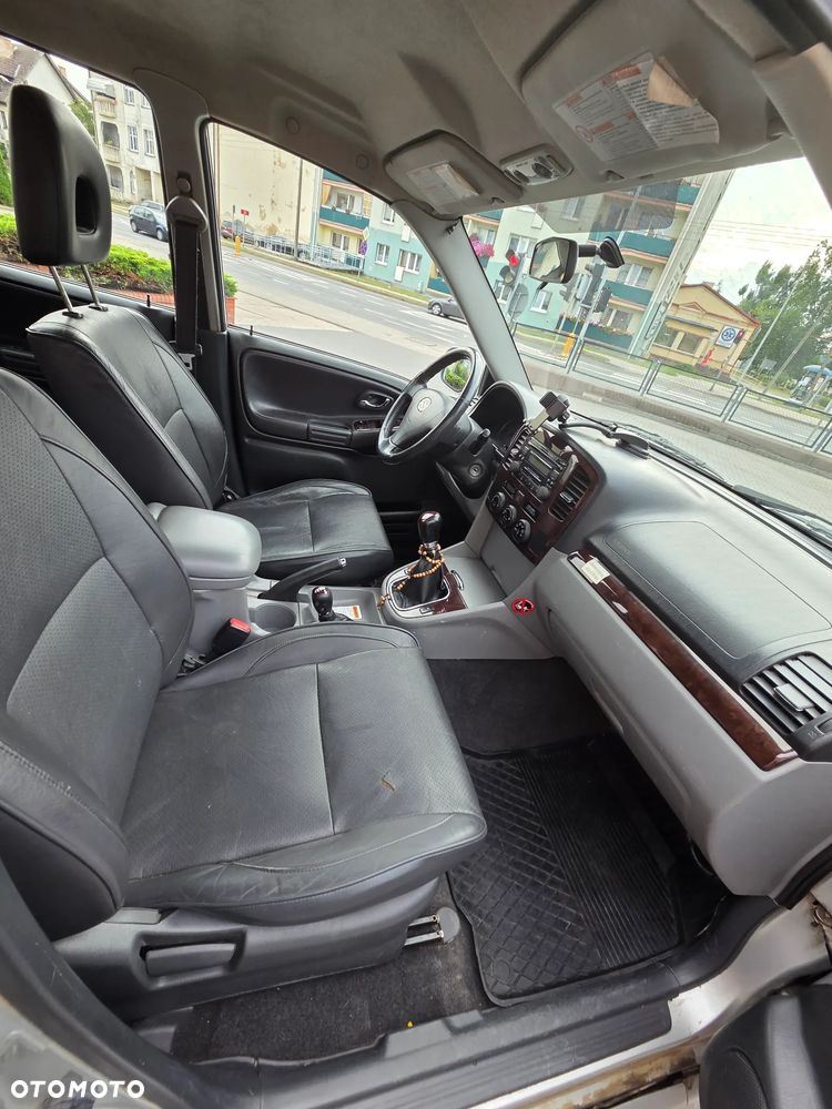 Suzuki Grand Vitara 2.0 Special Edition - 21