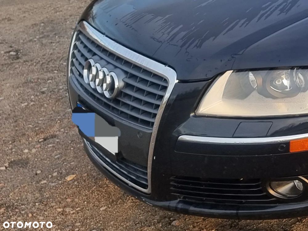 Audi A8 4.2 L Quattro - 20
