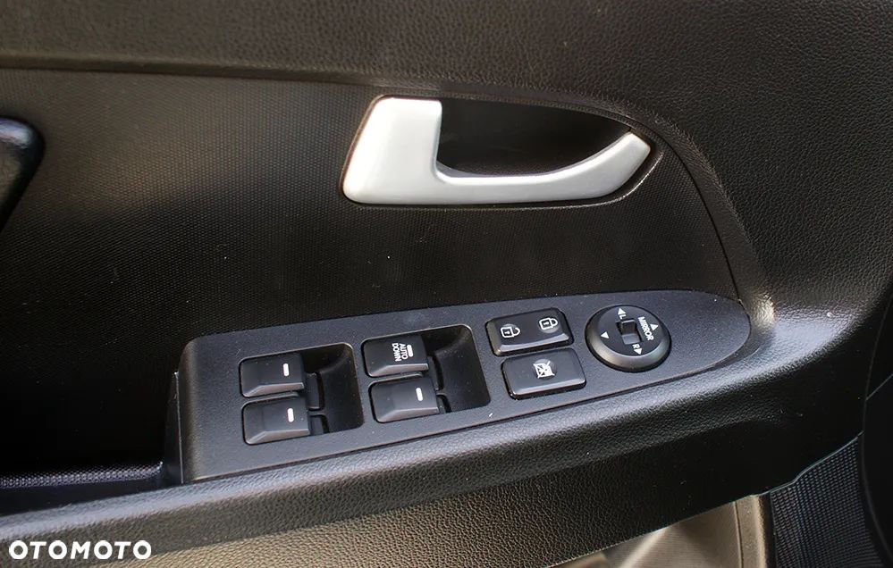 Kia Sportage 1.7 CRDI 2WD ISG Attract - 18