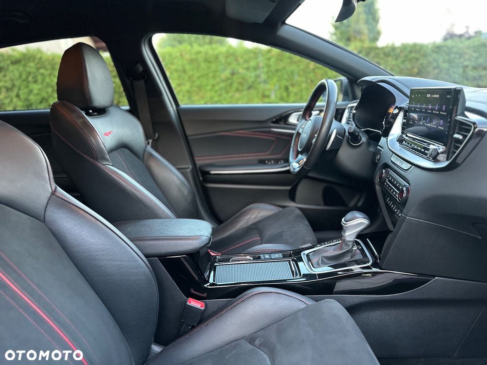 Kia ProCeed 1.6 T-GDI DCT7 OPF GT - 8