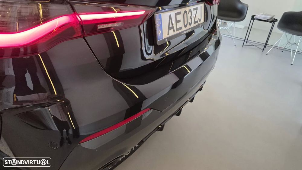 BMW 420 d Pack Desportivo M Auto - 24