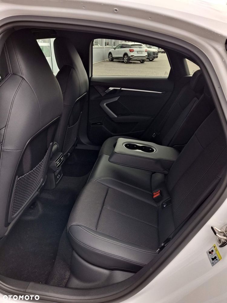 Audi A3 Limousine - 14