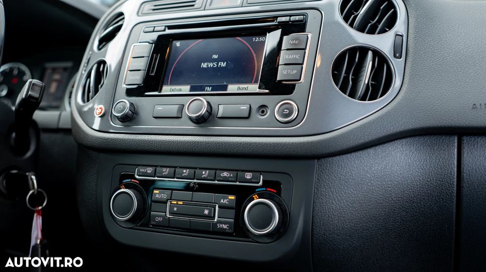 Volkswagen Tiguan 2.0 TDI DPF 4Motion DSG Sport & Style - 11