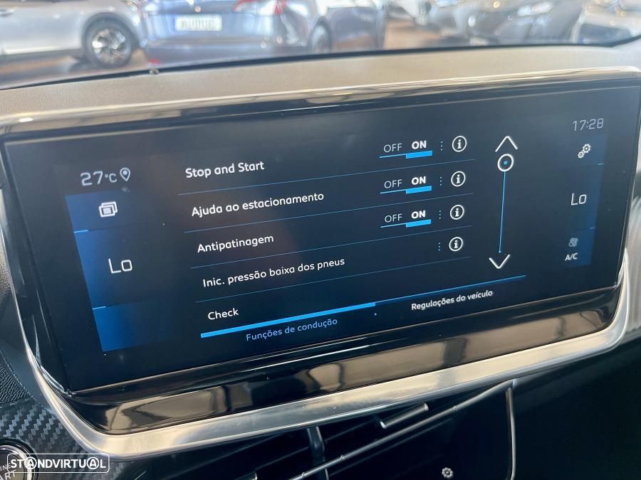 Peugeot 208 PureTech 100 Allure Pack - 19