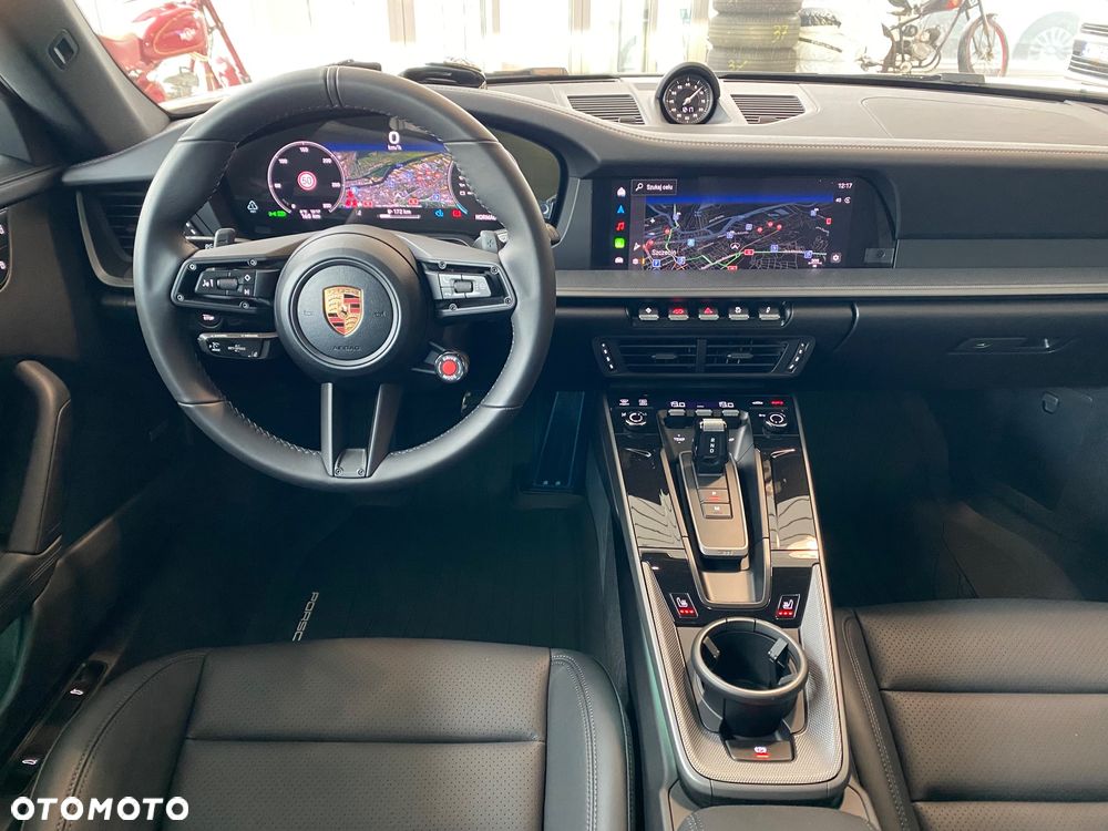 Porsche 911 - 33