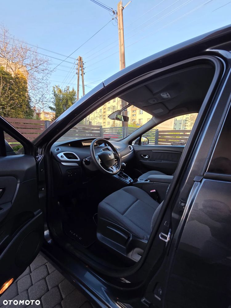Renault Scenic 1.6 16V 110 TomTom Edition - 10