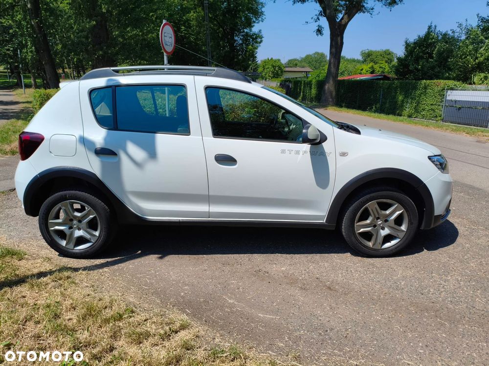 Dacia Sandero Stepway 0.9 TCe Laureate S&S EU6 - 19