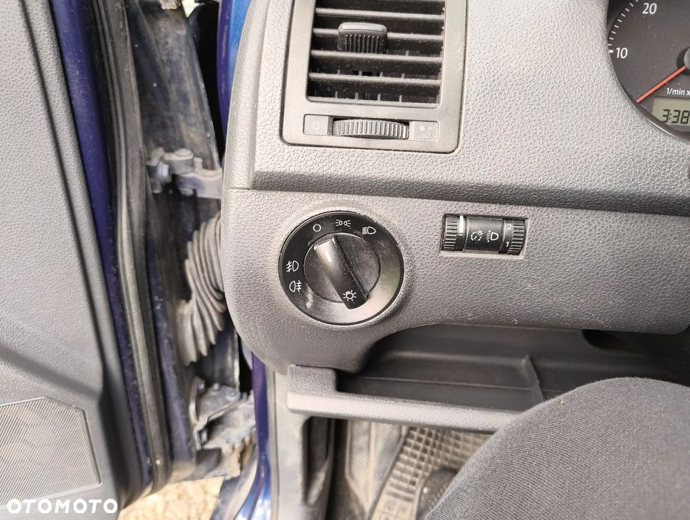Volkswagen Polo 1.4 TDI Comfortline - 28
