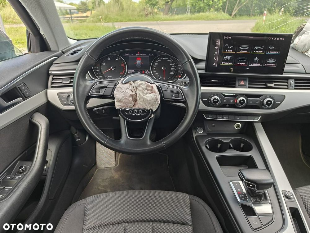 Audi A4 Avant - 14