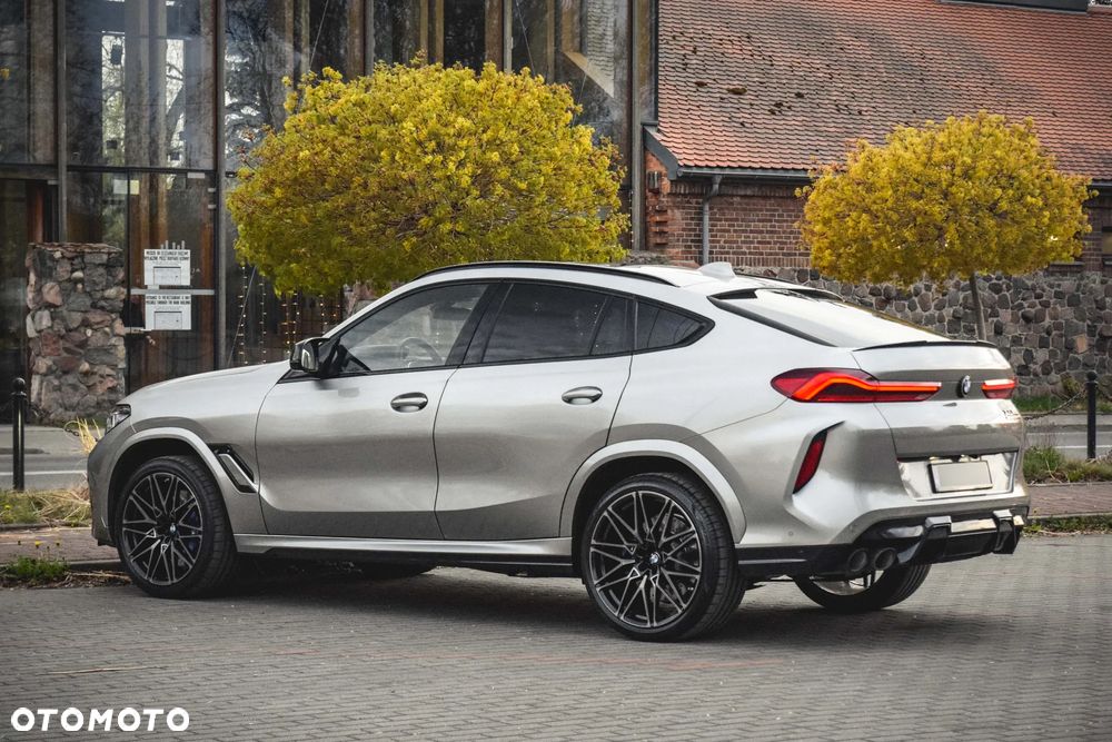 BMW X6M - 16