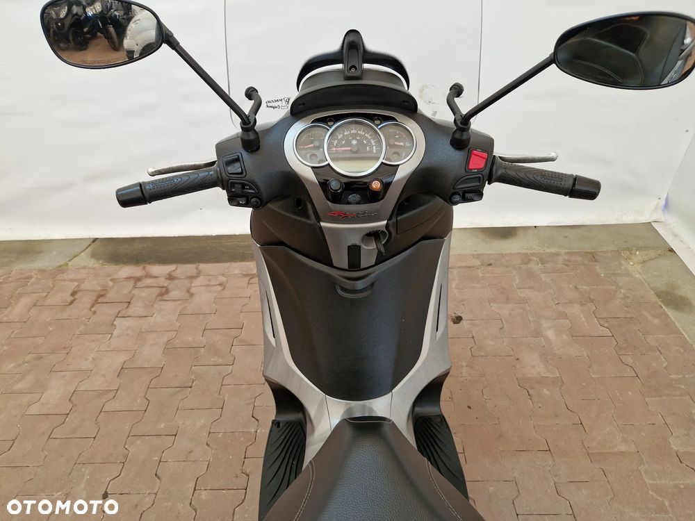 Piaggio Beverly - 30
