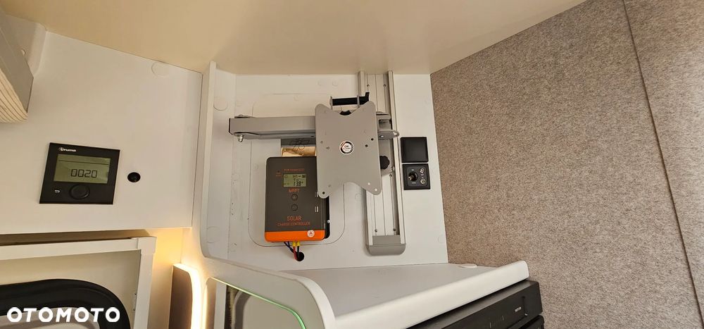 McLOUIS MC4 379 Silver - 14