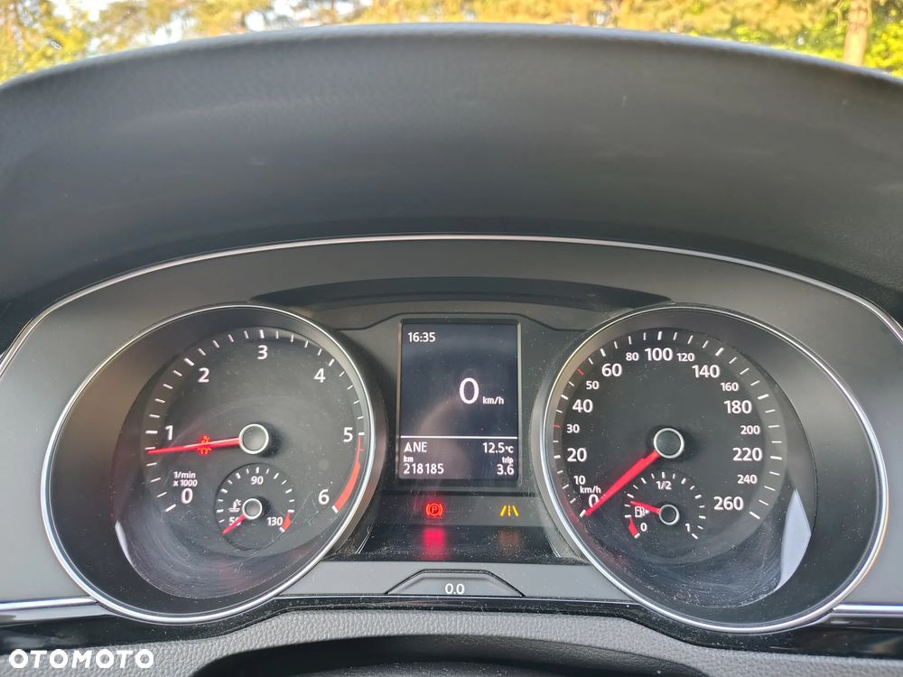 Volkswagen Passat 2.0 TDI (BlueMotion Technology) Comfortline - 16