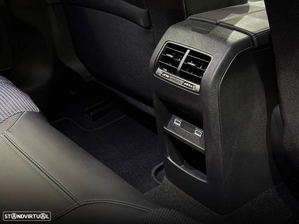 Peugeot 308 1.2 PureTech Allure Pack EAT8 - 36