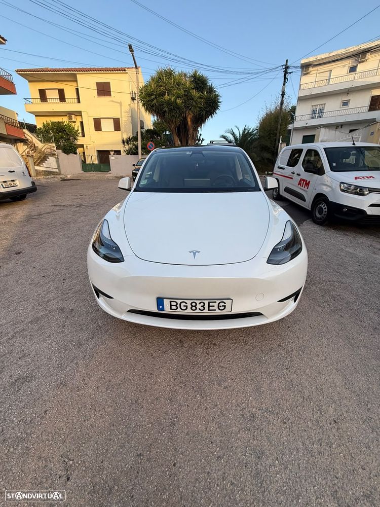 Tesla Model Y 2023 photo 5