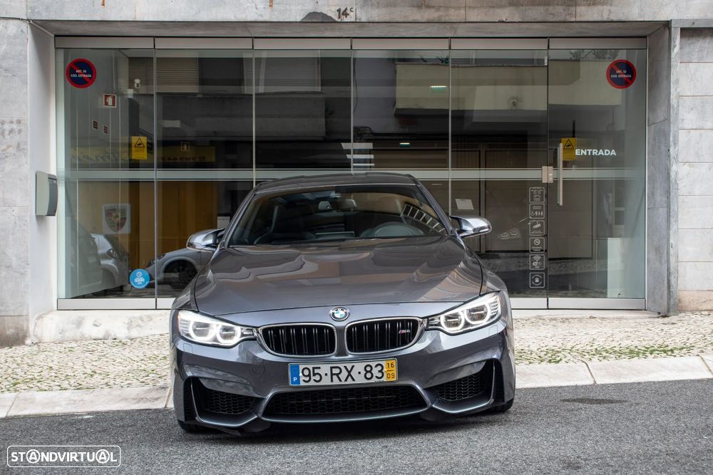 BMW M4 Auto - 2
