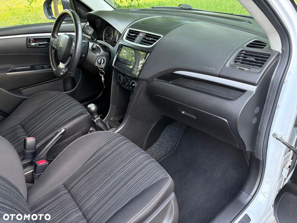 Suzuki Swift 1.2 Premium - 24