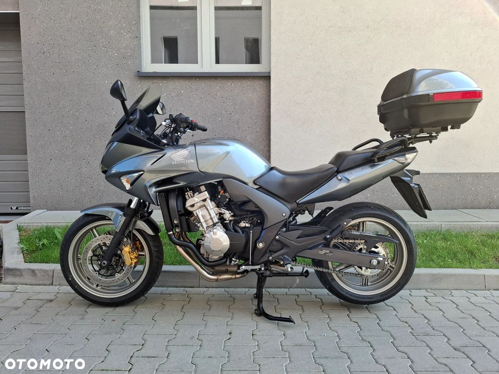 Honda CBF - 23