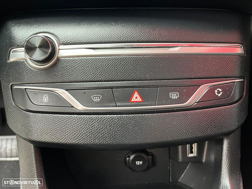 Peugeot 308 BlueHDi FAP 130 EAT6 Stop & Start Active - 24