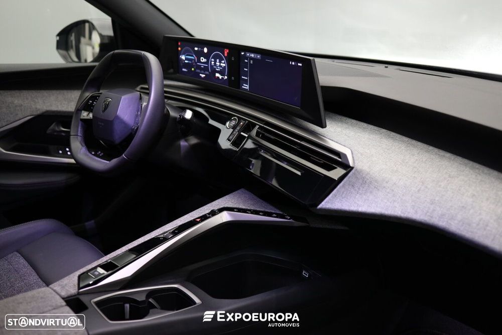 Peugeot 5008 Hybrid 145 e-DSC6 Allure - 28