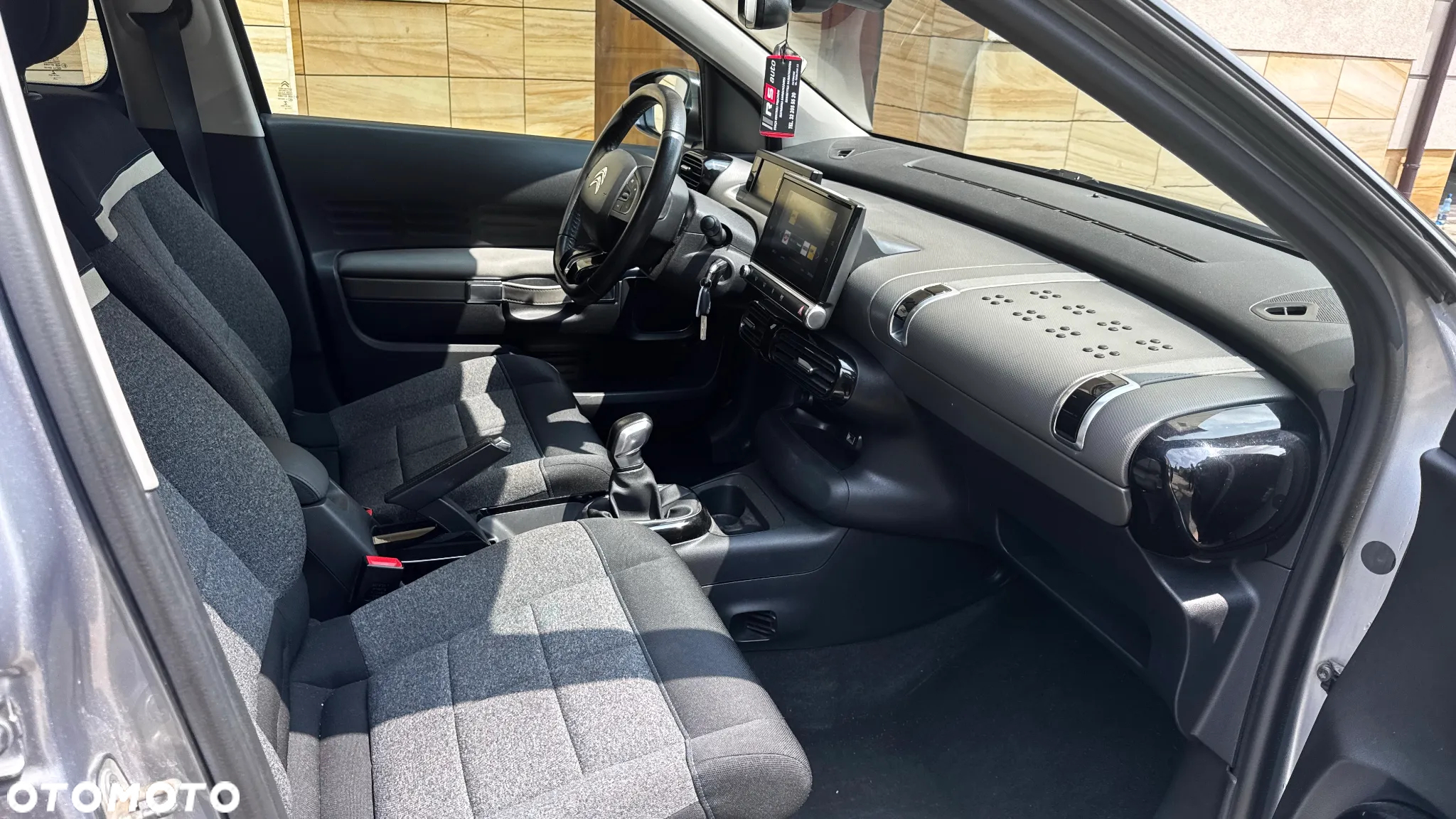 Citroën C4 Cactus - 24