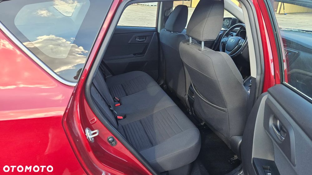Toyota Auris Hybrid 135 Prestige - 30