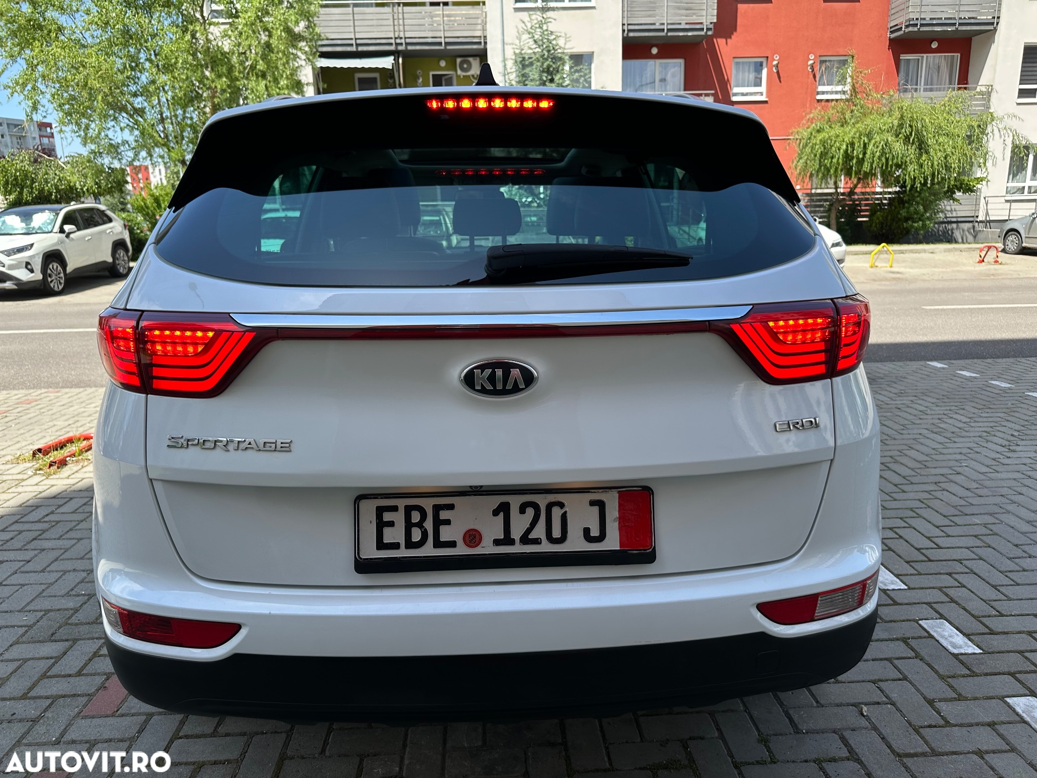 Kia Sportage 2,0 CRDI AWD Vision - 10