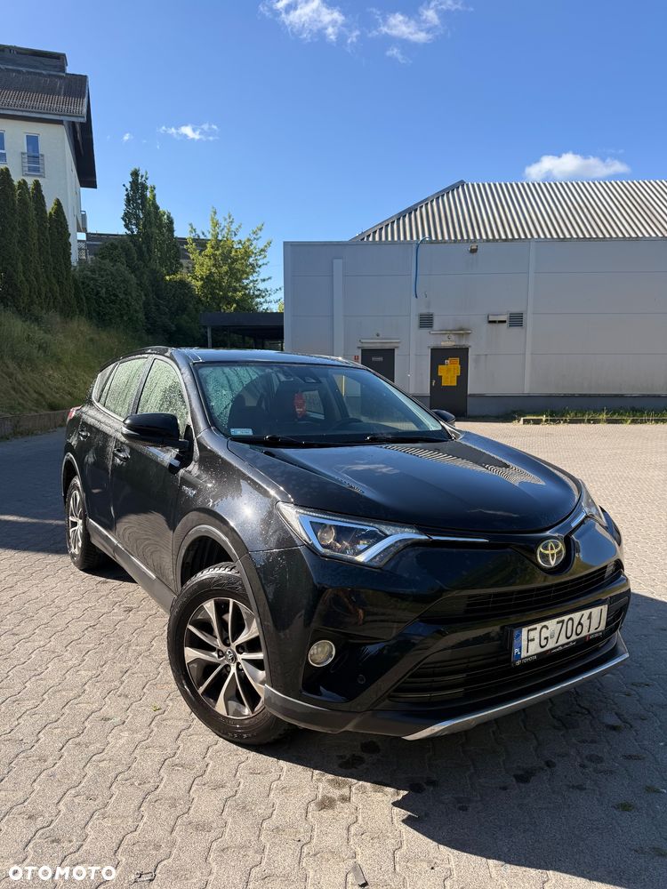Toyota RAV4 - 3