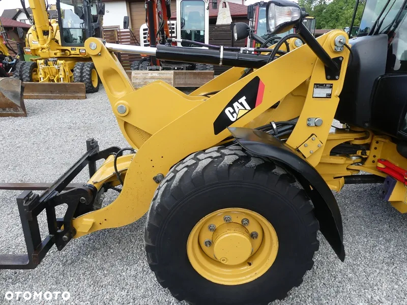 Caterpillar CAT 906M / 2017R / Centralne smarowanie / - 26