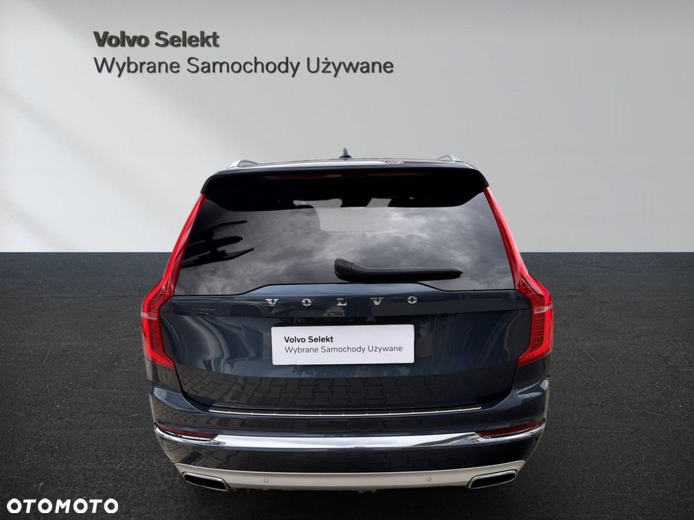 Volvo XC 90 - 8