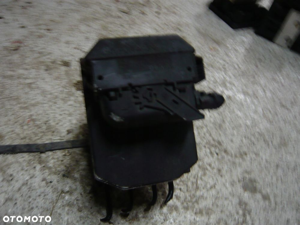 pompa hamulcowa abs 0265950024 vw phaeton - 1