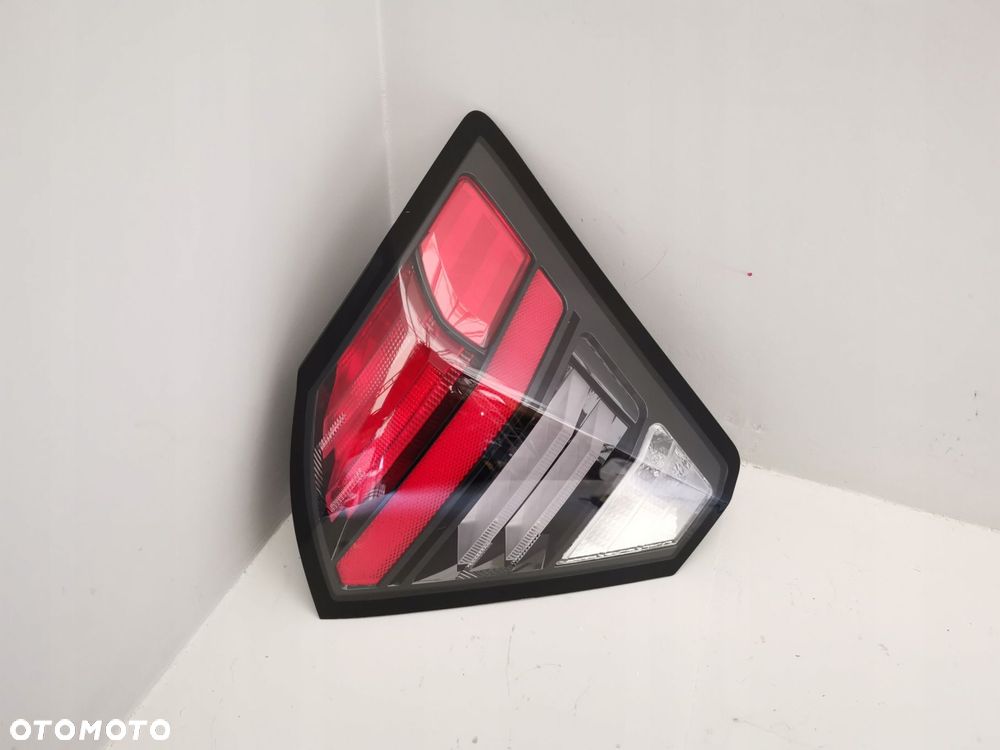 HYUNDAI KONA II 23- LAMPA TYLNA PRAWY TYŁ 92406BE100 ** - 2