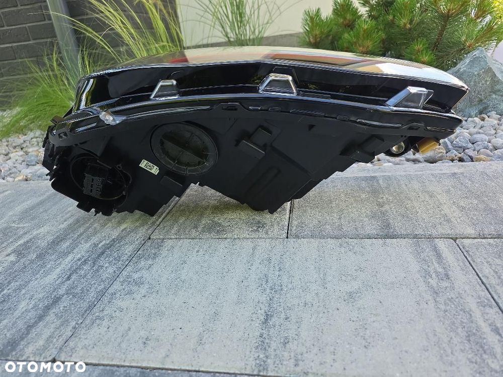 VW GOLF 8 VIII 5H1 GTI Lampy przód Full Led Matrix IQ 5H1941059L 5H1941060L - 13
