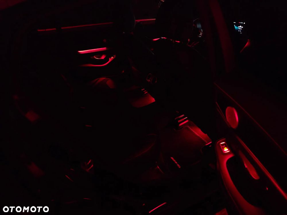 Mercedes-Benz GLC - 26