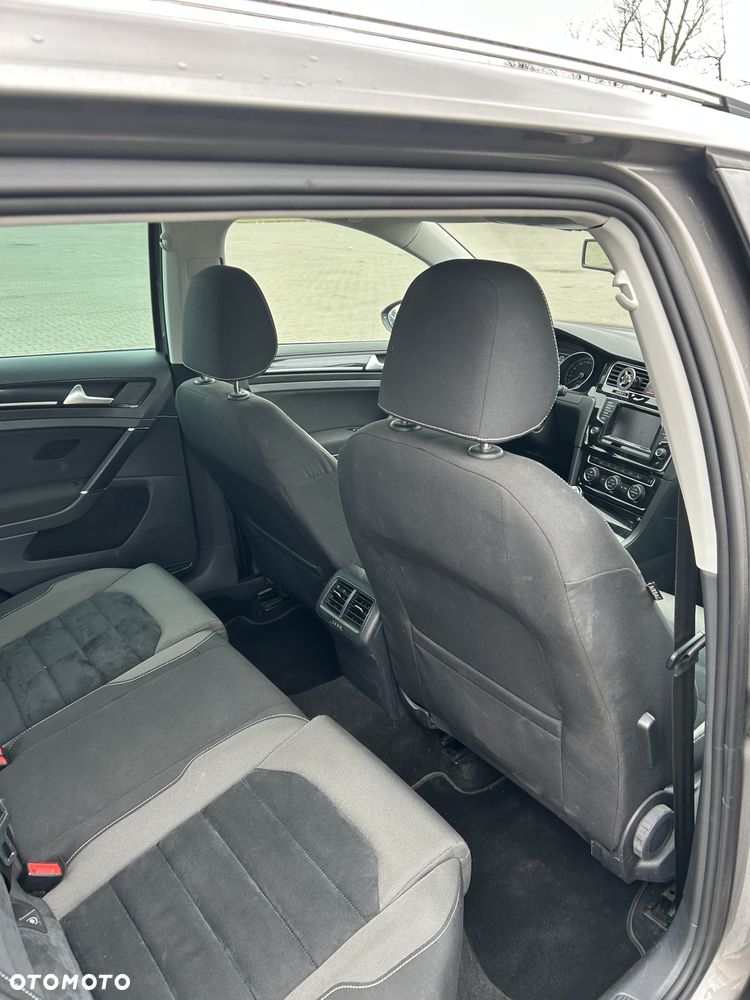 Volkswagen Golf 1.6 TDI BlueMotion Technology Trendline - 19