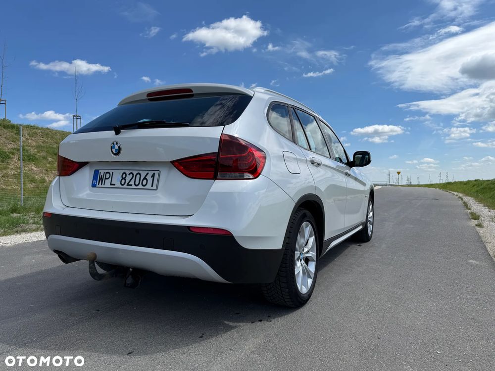 BMW X1 xDrive18d xLine - 4
