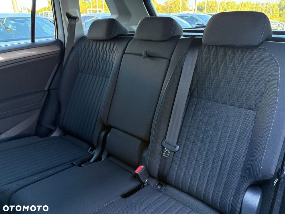 Volkswagen Tiguan Allspace - 15